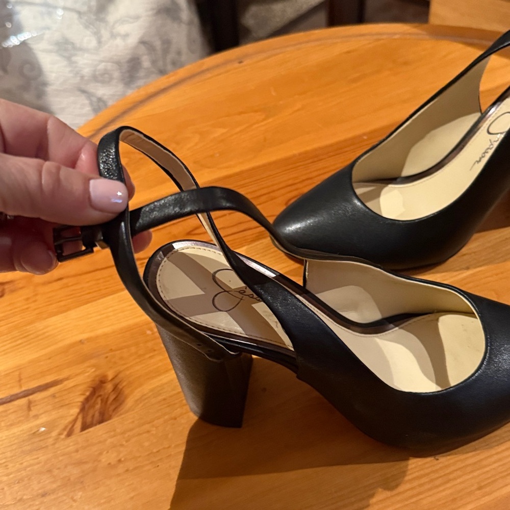 Elegant Black Slingback Heels w wrap around buckle - Picture 3 of 3